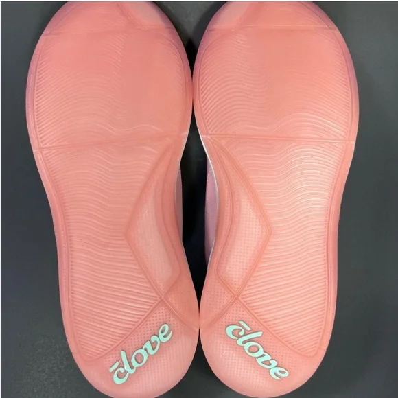 Women’s Clove shoes, multiple sizes and listings of other colors - Picture 6 of 7